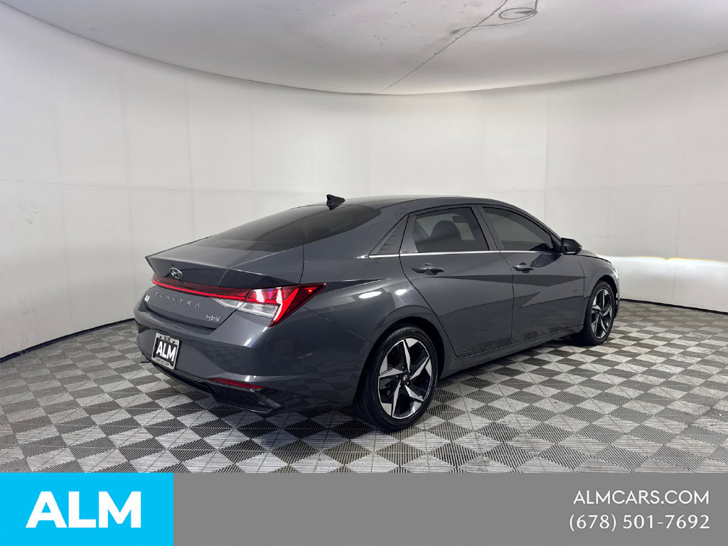 Used 2023 Hyundai Elantra Limited FWD image 5