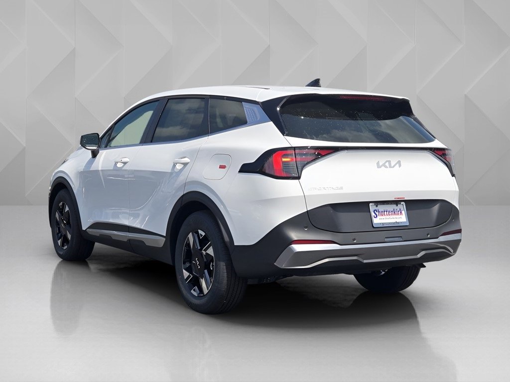 New 2026 Kia Sportage LX image 3