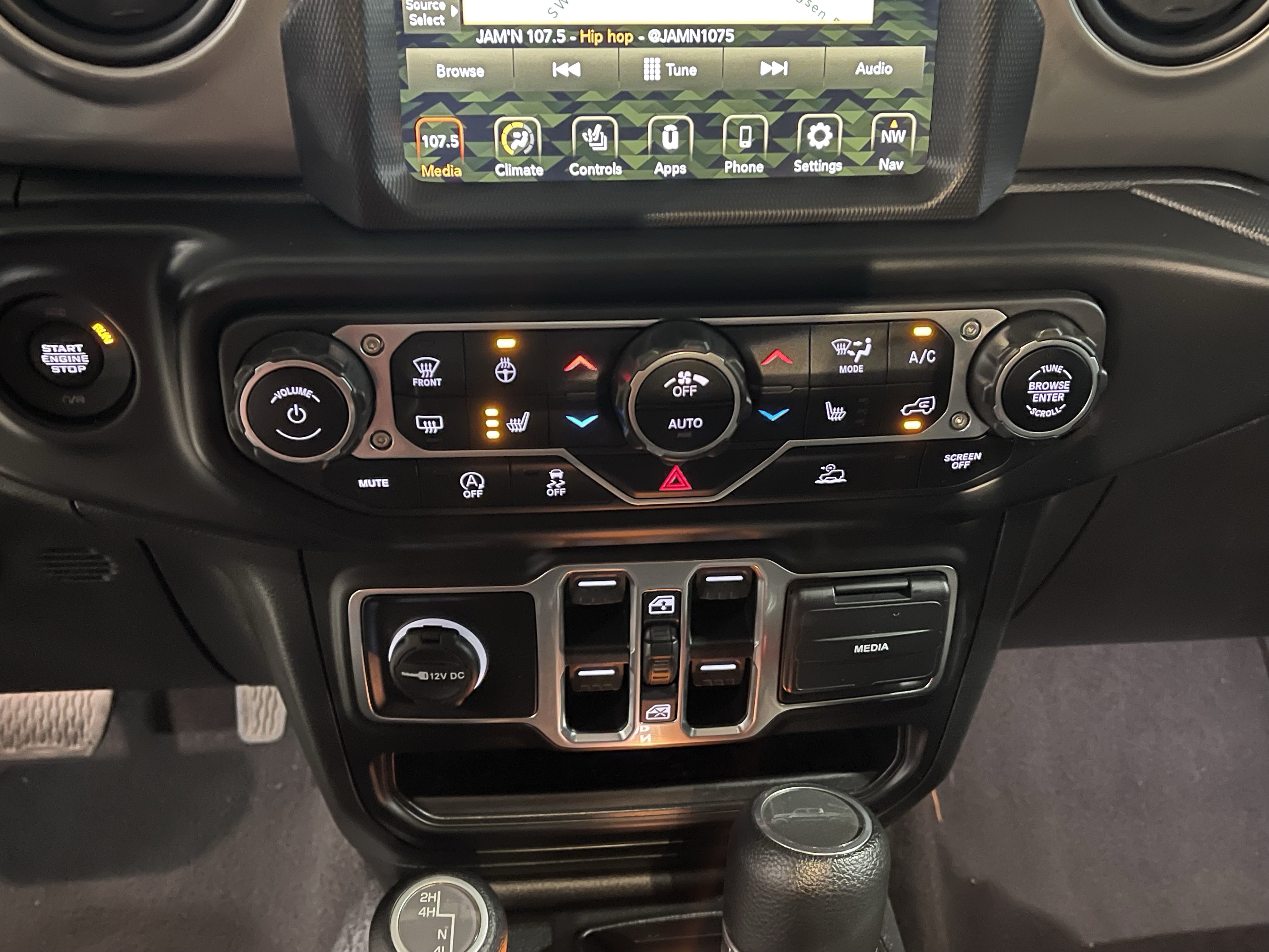 Used 2023 Jeep Gladiator Sport AWD/4WD image 25