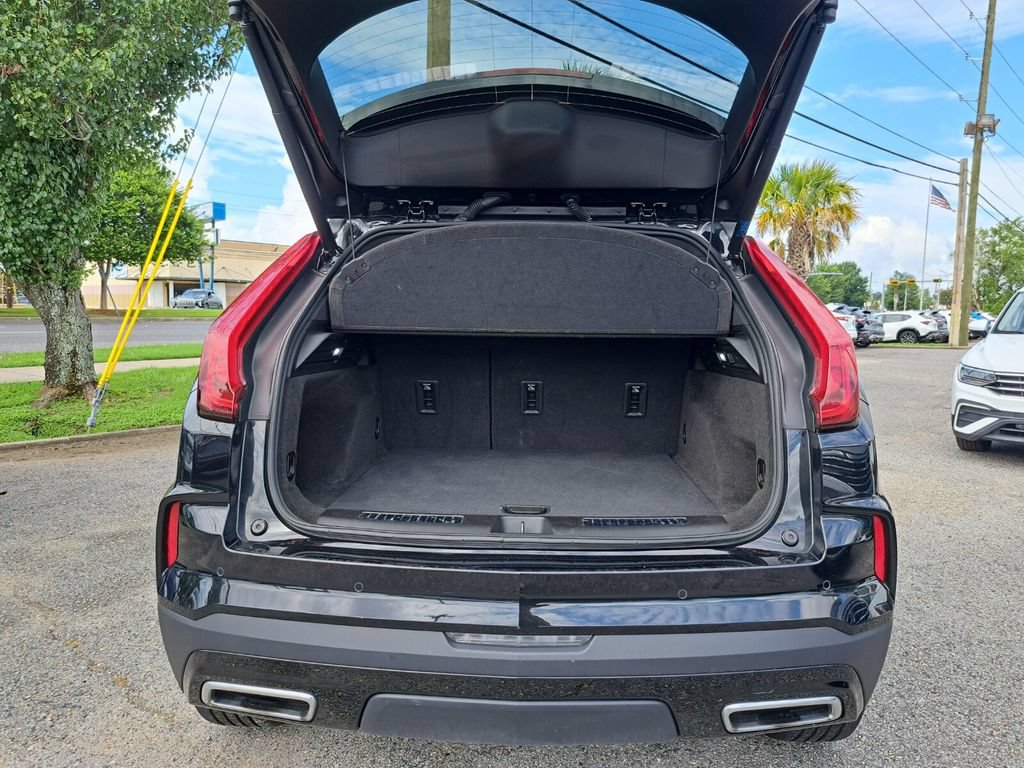 Used 2025 Cadillac XT4 Premium Luxury FWD image 24