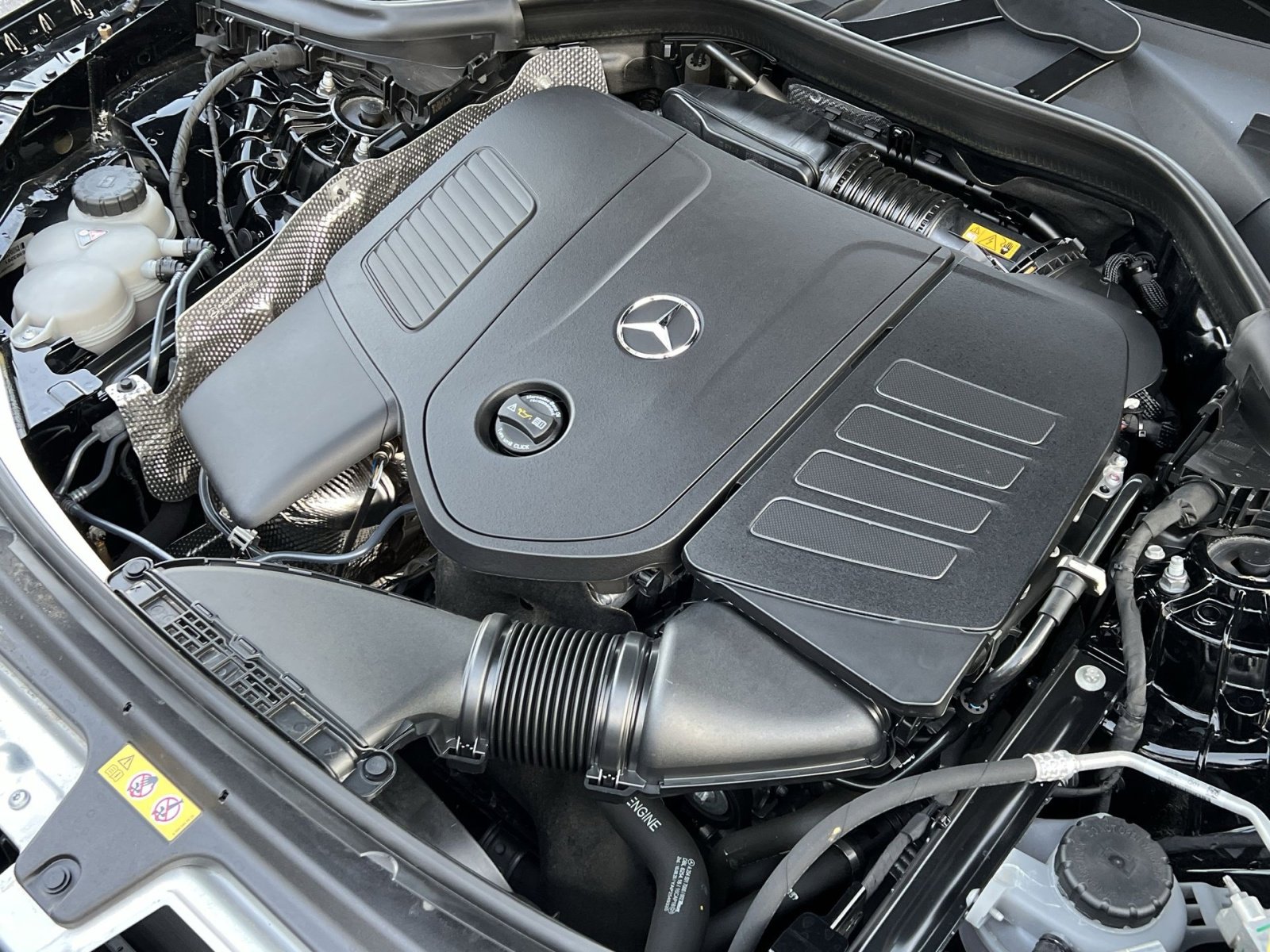 Certified 2023 Mercedes-Benz GLC 300 4MATIC image 27