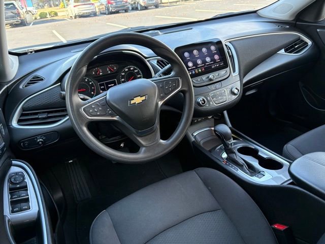 Used 2024 Chevrolet Malibu LT image 26