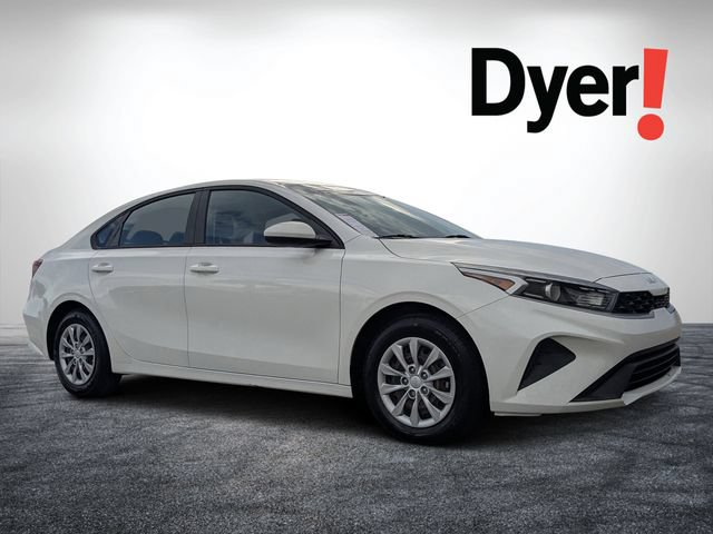 Certified 2022 Kia Forte Sedan FWD image 1