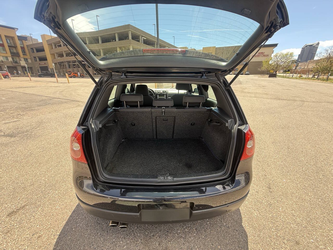 Used 2009 Volkswagen GTI 2-Door FWD image 21