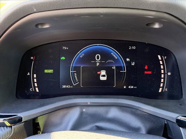 Used 2025 Toyota Camry SE w/ Multimedia Upgrade Package FWD image 12