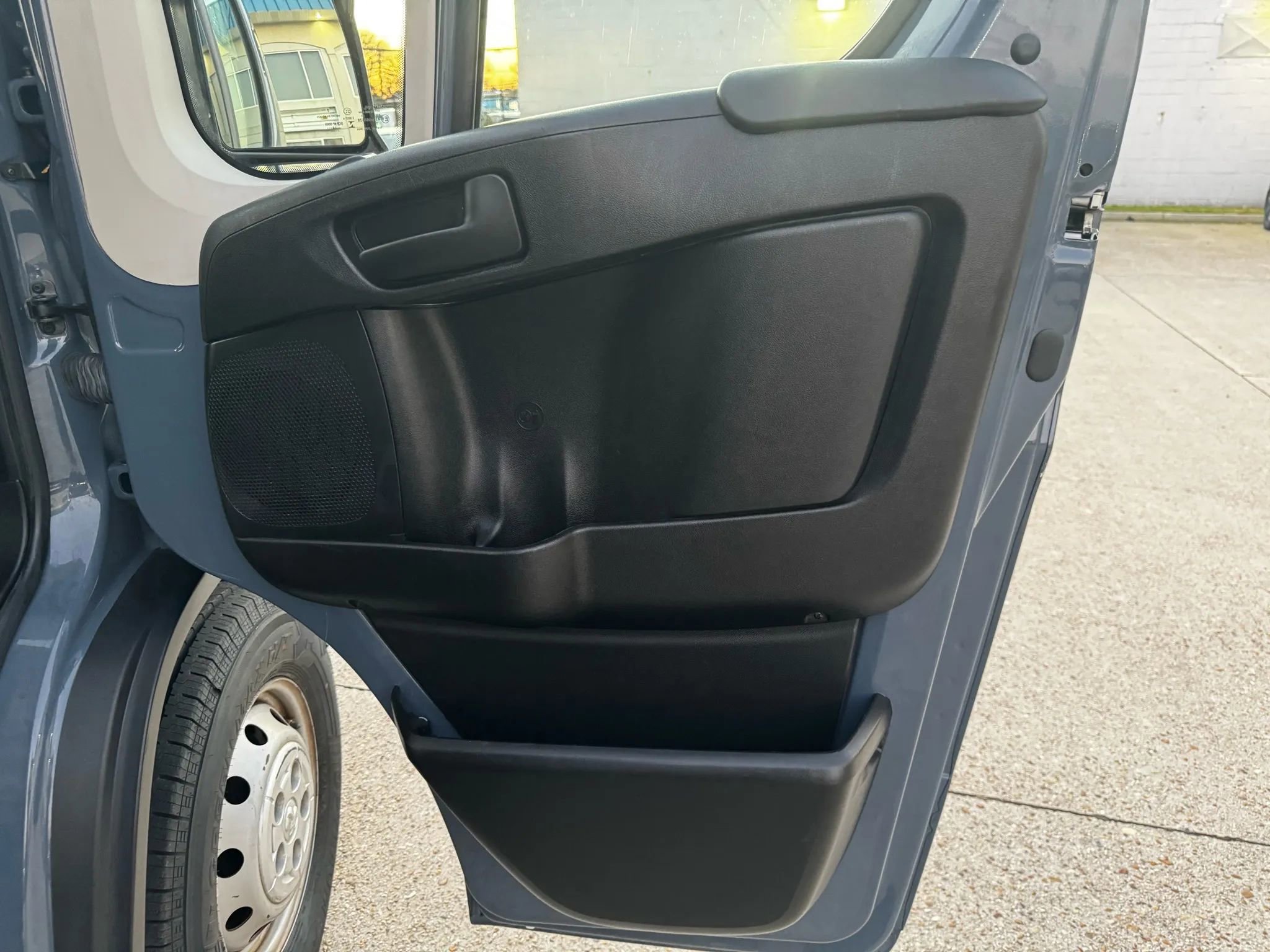 Used 2020 RAM ProMaster 3500 image 27