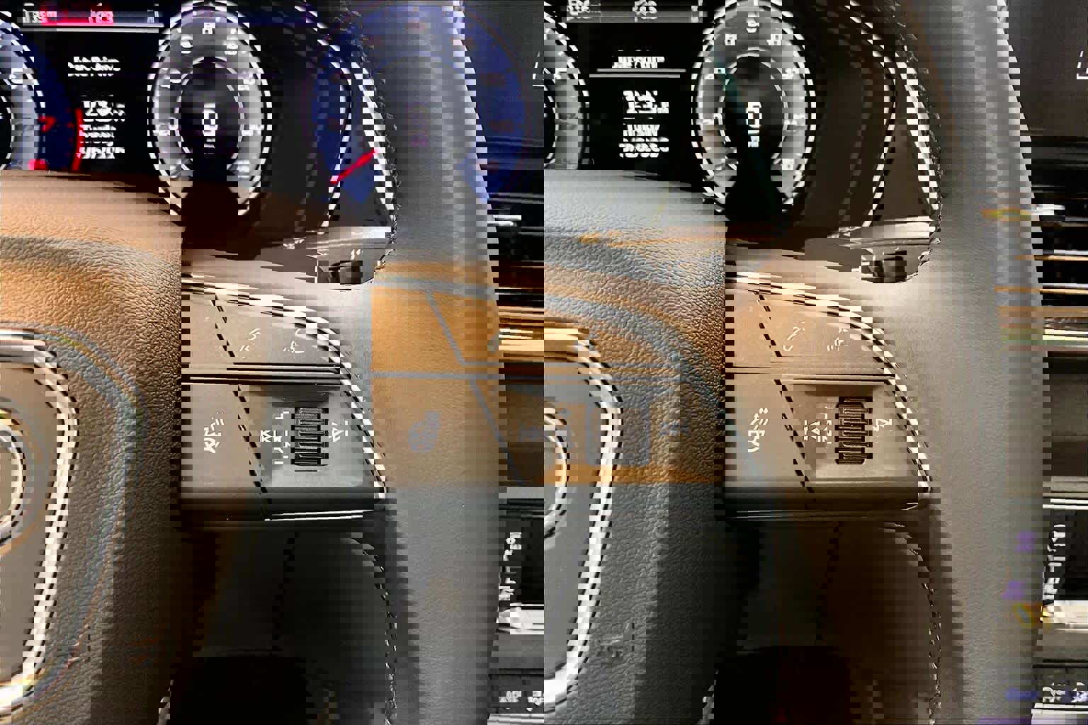 Used 2023 Audi Q5 2.0T Premium Plus w/ Premium Plus Package image 25