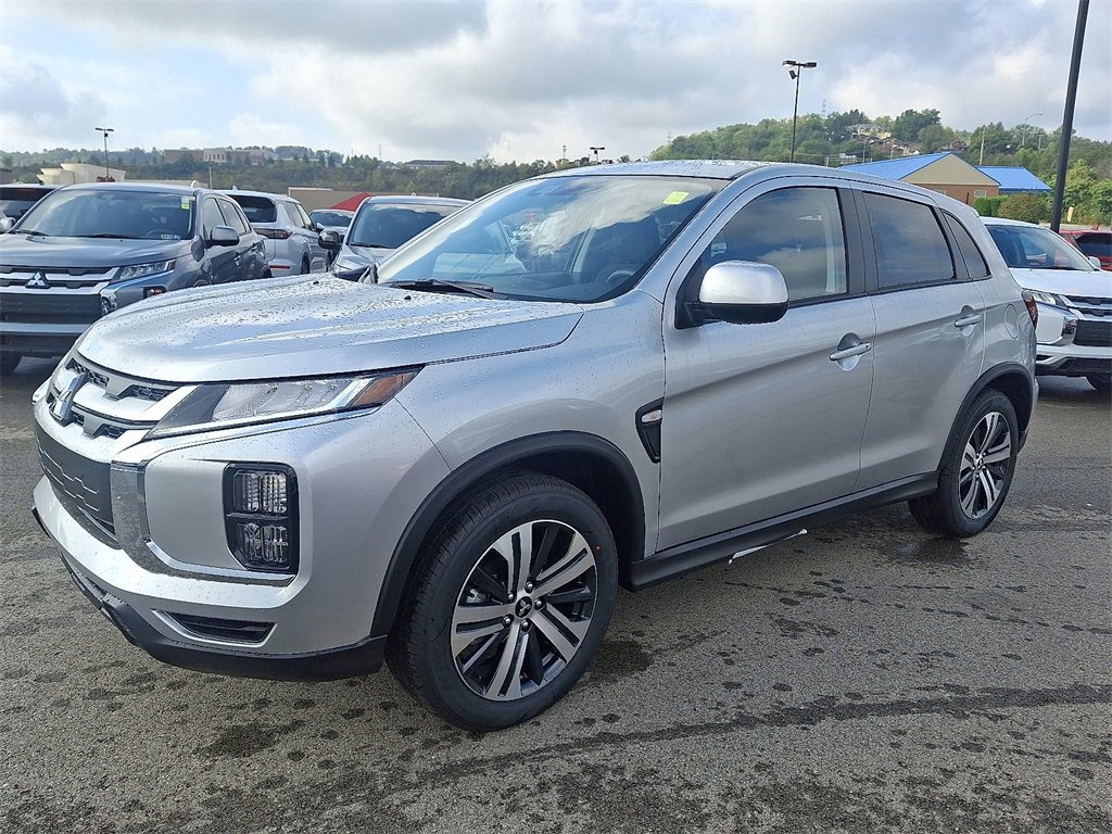 New 2025 Mitsubishi Outlander Sport ES image 2