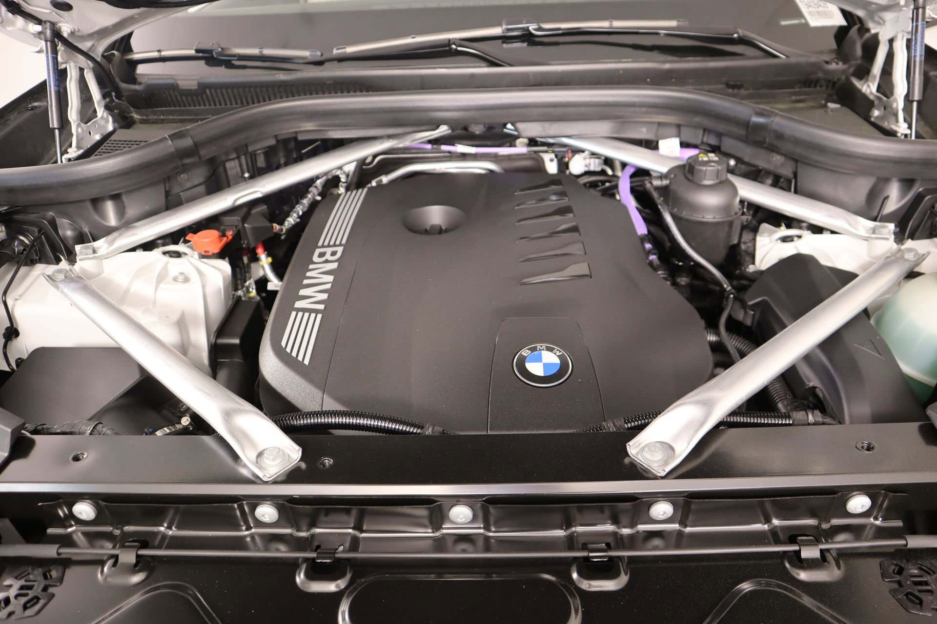 New 2026 BMW X5 xDrive40i w/ M Sport Package image 21