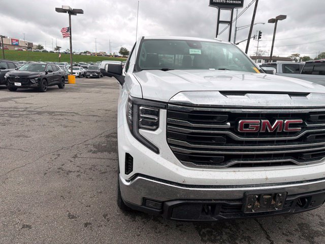 Used 2025 GMC Sierra 1500 SLT w/ SLT Premium Package AWD/4WD image 8