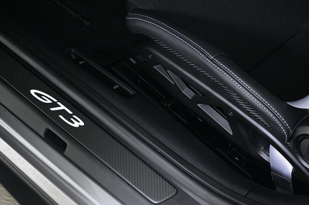 Used 2026 Porsche 911 GT3 image 27