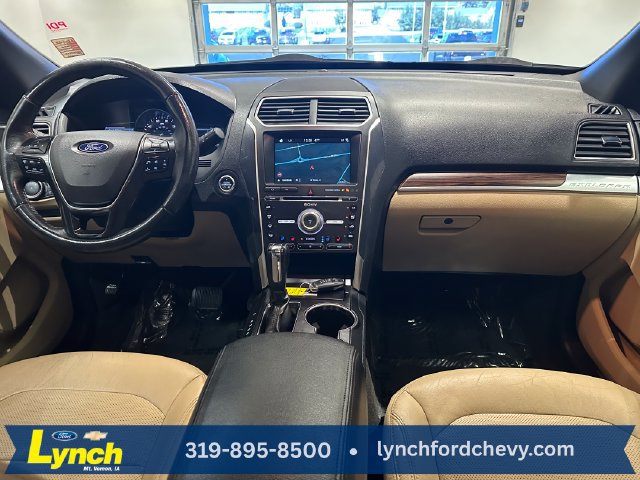 Certified 2017 Ford Explorer Limited AWD/4WD image 12
