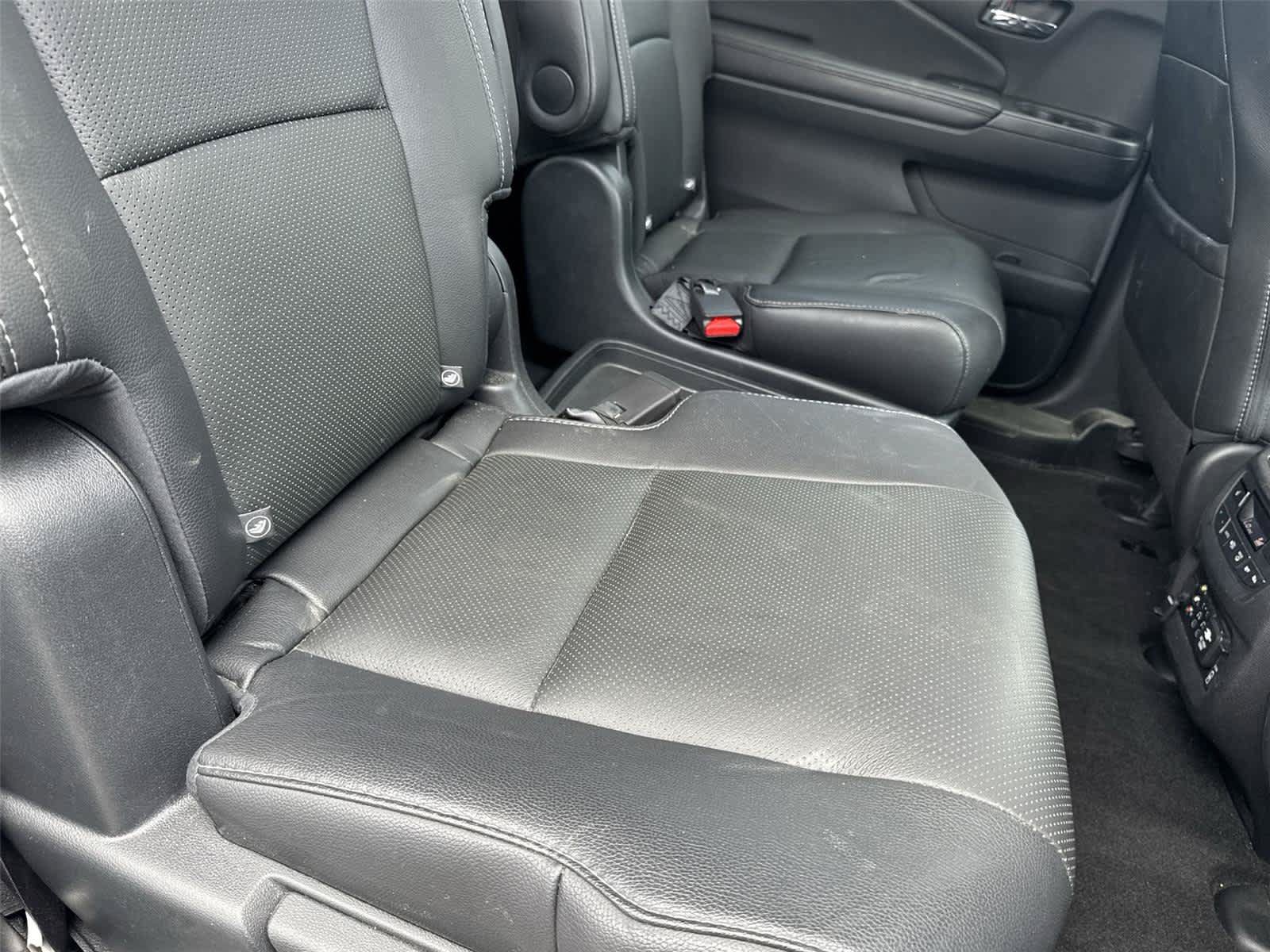 Used 2018 Honda Pilot Elite image 12
