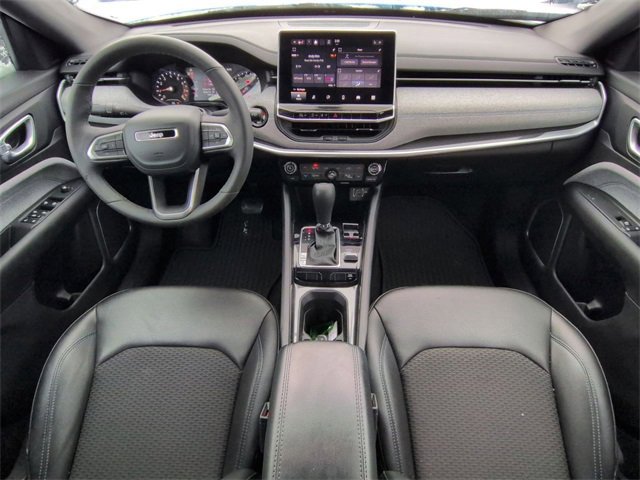 Used 2024 Jeep Compass Latitude w/ Convenience Group image 22