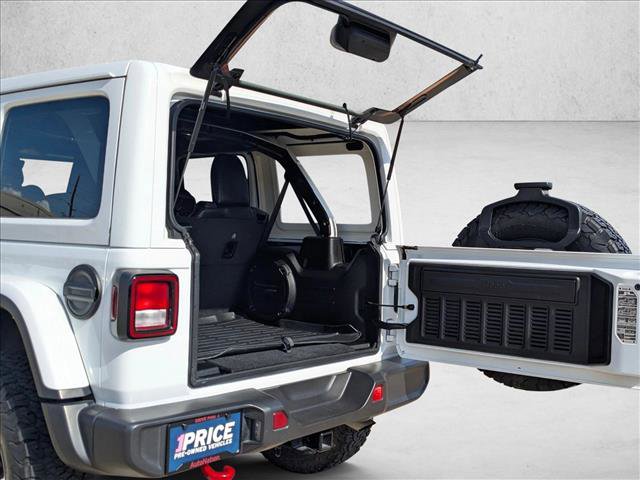 Used 2023 Jeep Wrangler Unlimited Rubicon w/ Cold Weather Group image 19