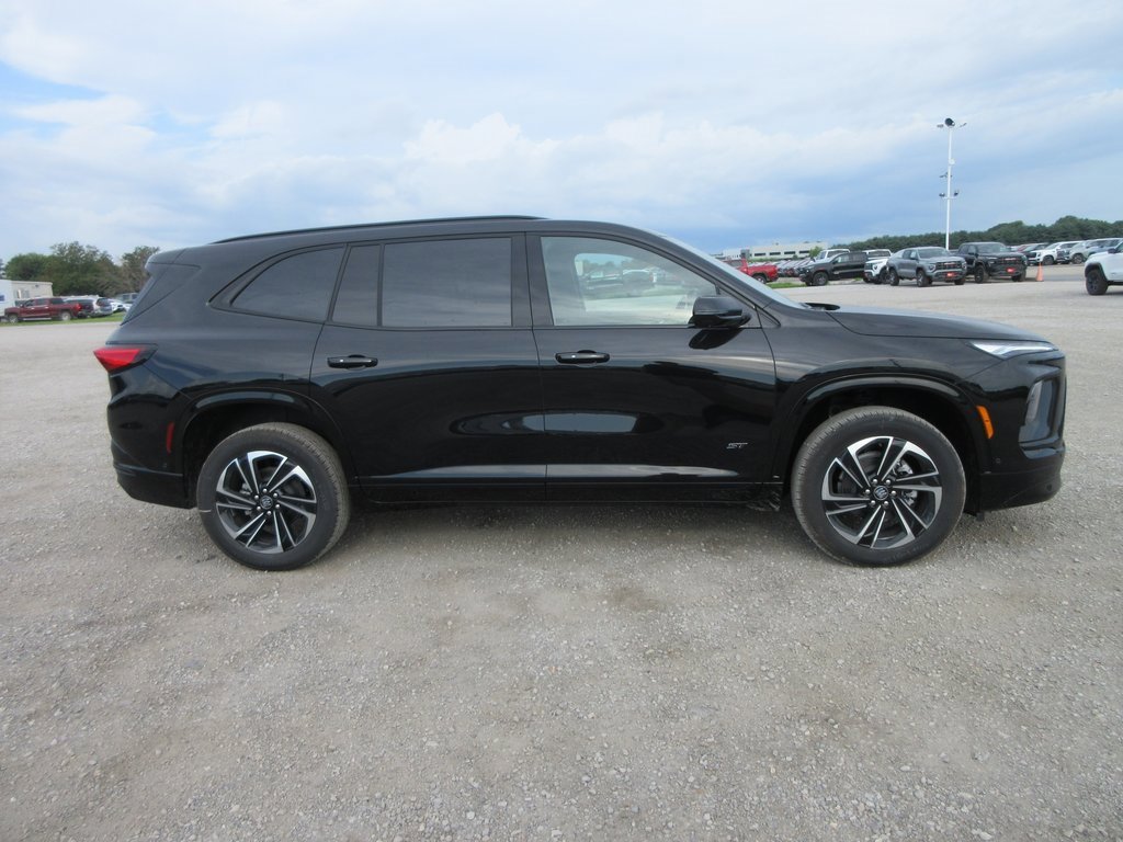 New 2026 Buick Enclave Sport Touring w/ Super Cruise Package image 3