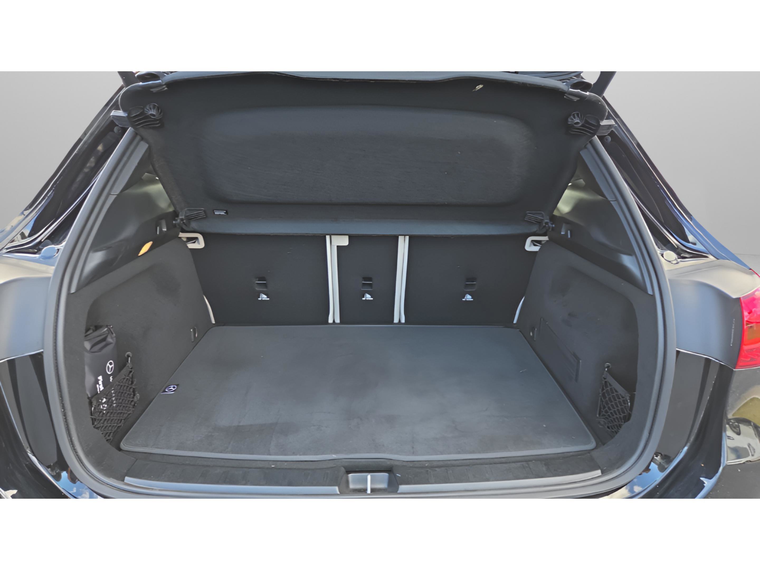 Used 2025 Mercedes-Benz GLA 250 image 37