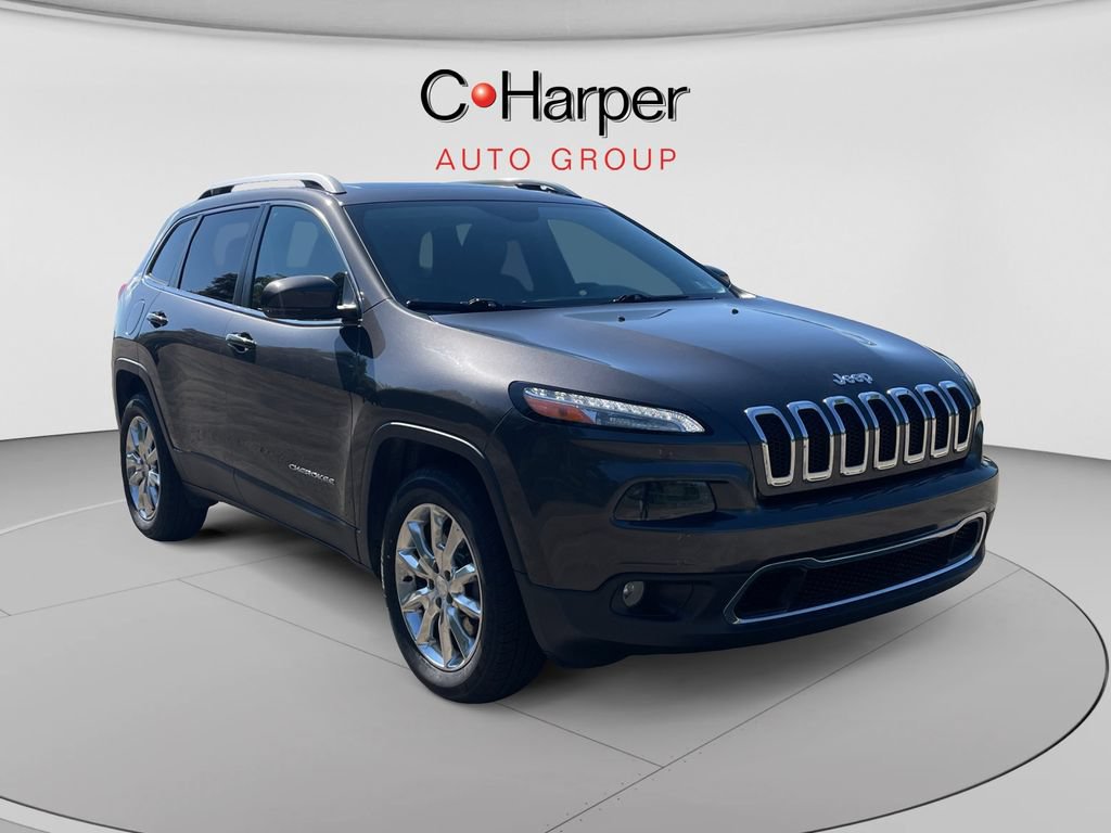 Used 2017 Jeep Cherokee Limited AWD/4WD image 1