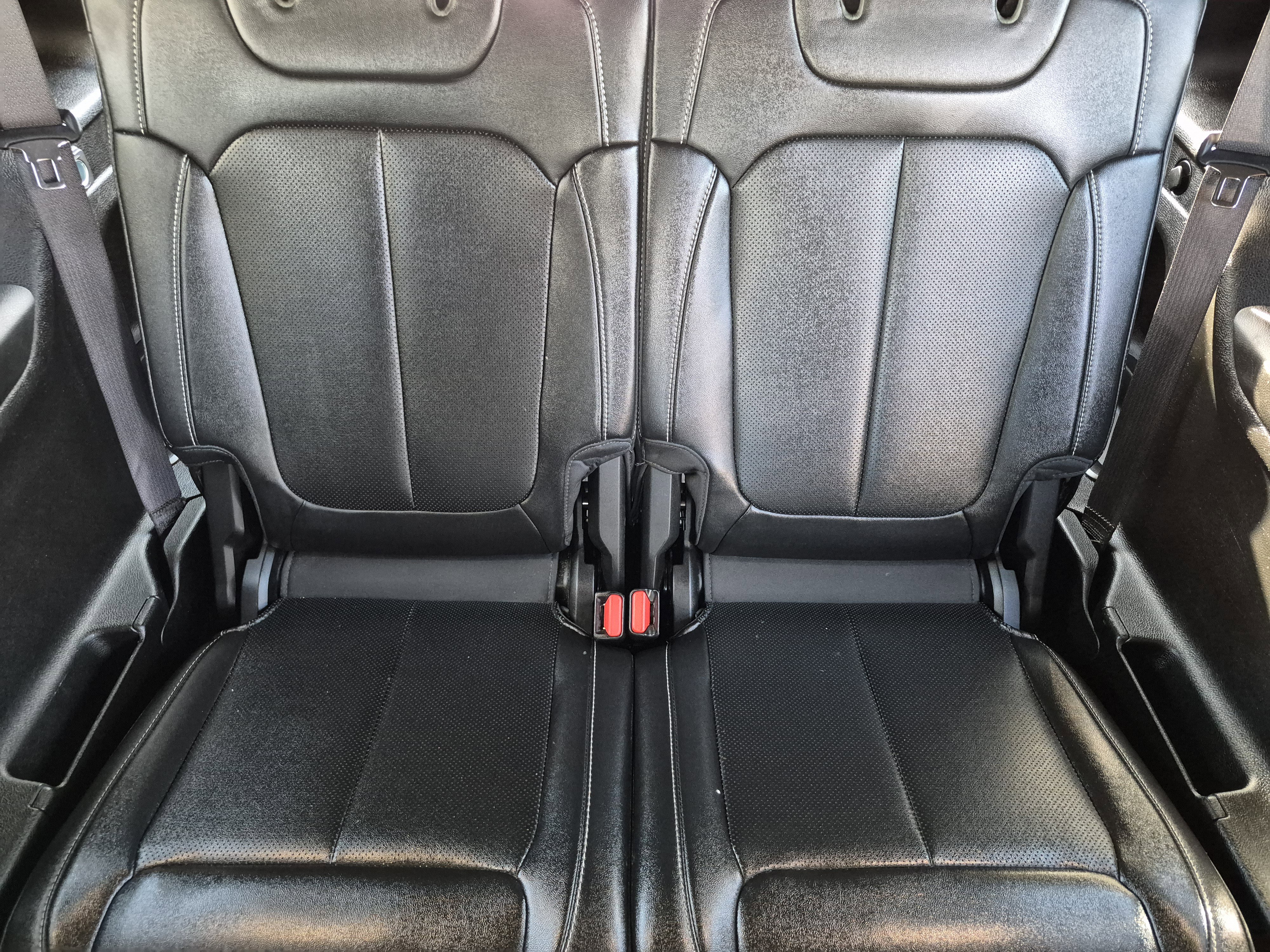 Used 2024 Jeep Grand Cherokee L Limited w/ Luxury Tech Group II image 33