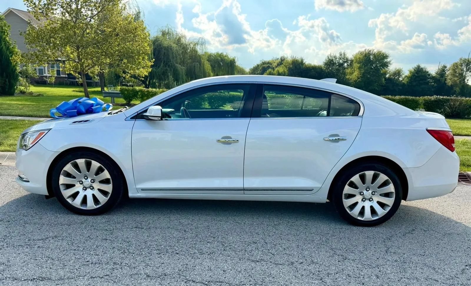 Used 2016 Buick LaCrosse Leather AWD/4WD image 4