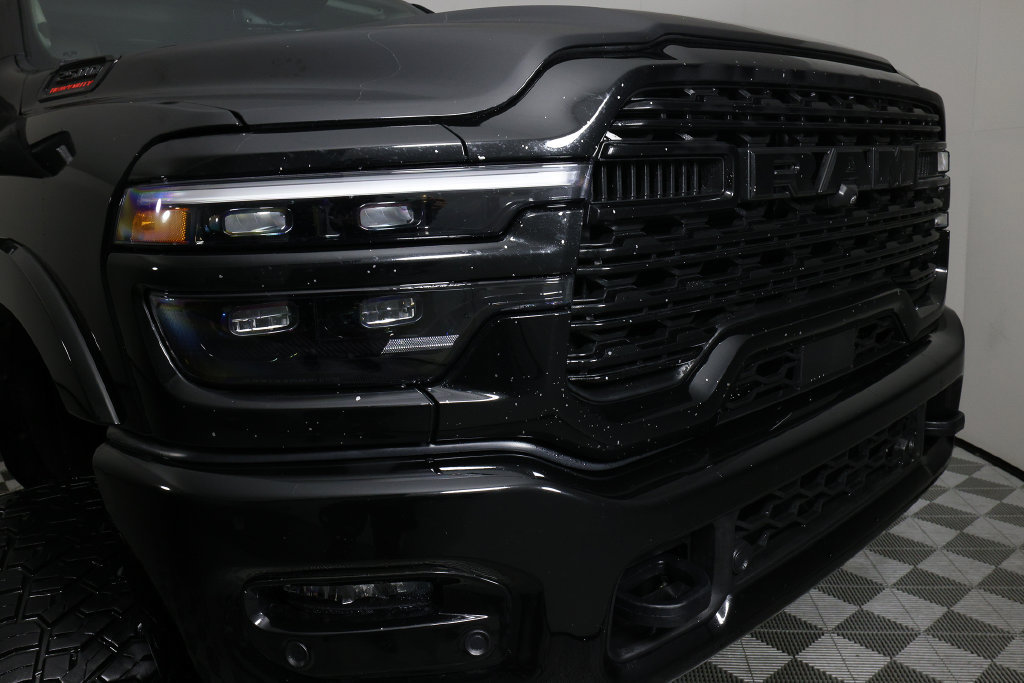 Used 2025 RAM 2500 Limited AWD/4WD image 48