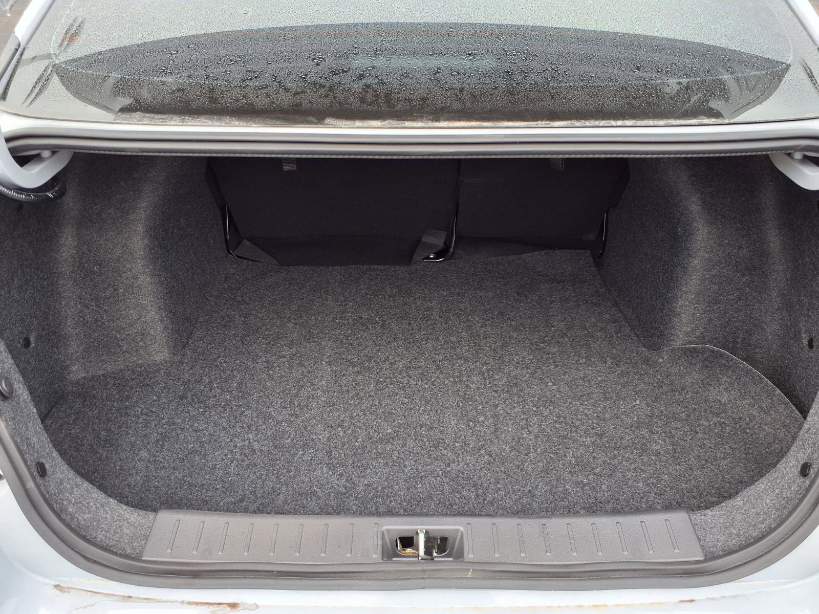 New 2025 Nissan Versa SR w/ Trunk Package image 25