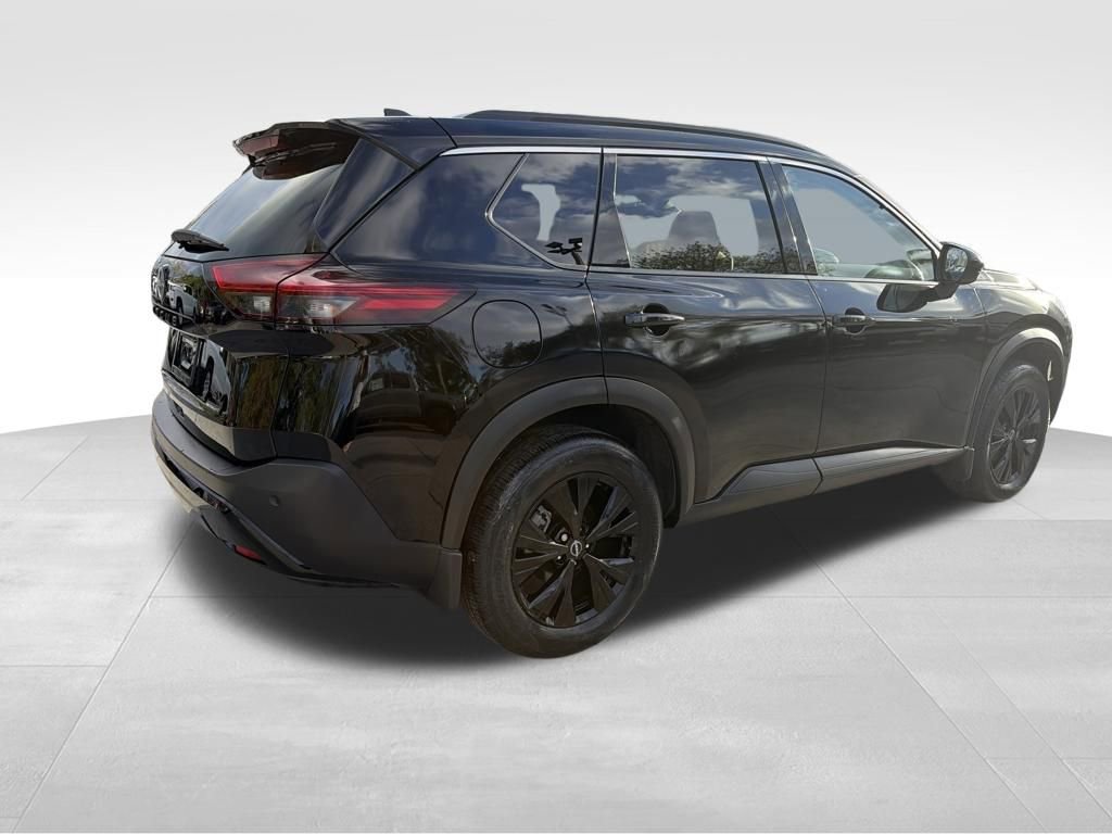 Certified 2023 Nissan Rogue SV w/ SV Premium B Package image 8