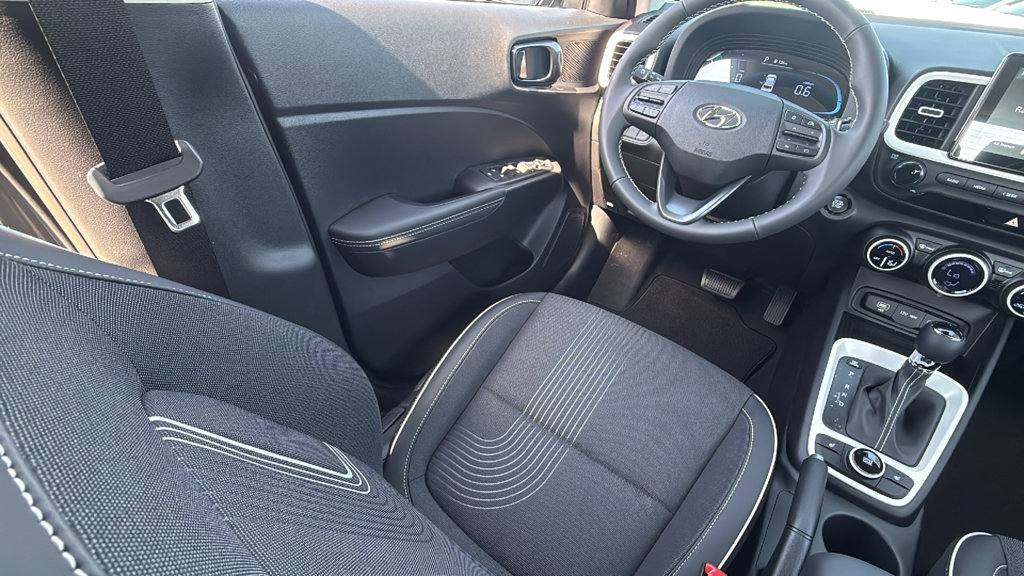 New 2026 Hyundai Venue SEL FWD image 14