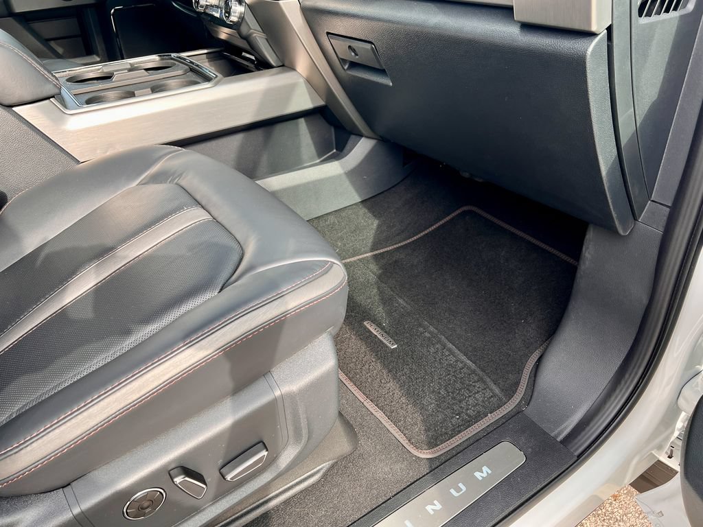 Used 2022 Ford F350 Platinum AWD/4WD image 18
