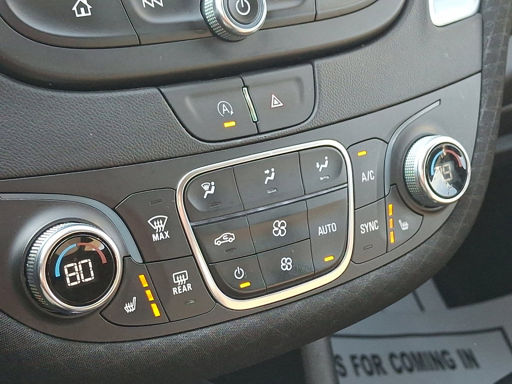 Used 2024 Chevrolet Malibu LT image 28