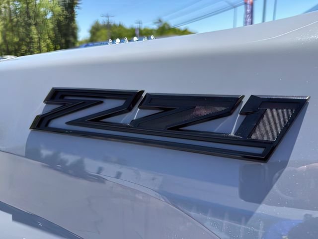 Used 2024 Chevrolet Silverado 2500 LTZ w/ LTZ Plus Package AWD/4WD image 19