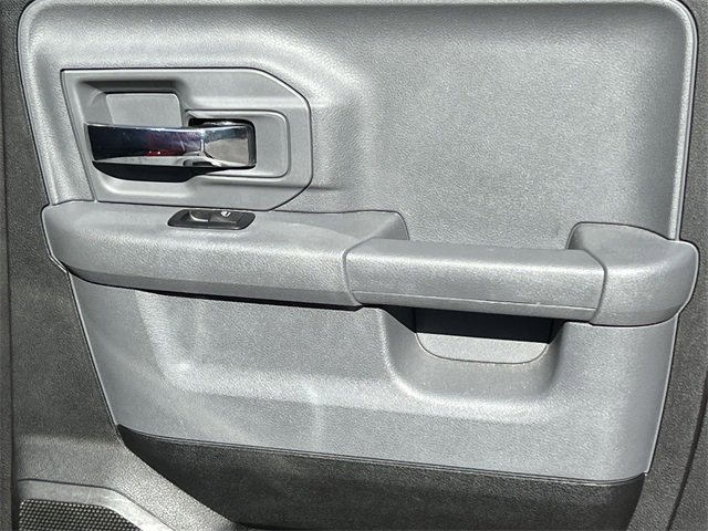 Used 2017 RAM 1500 Classic SLT image 37