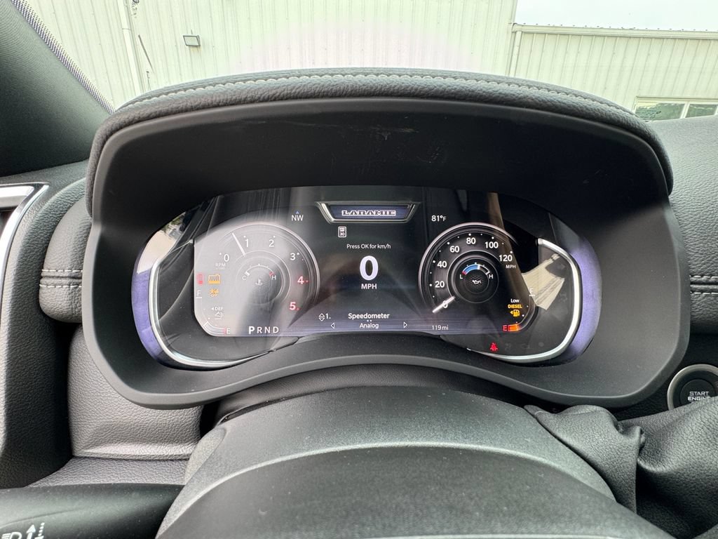 New 2026 RAM 3500 Laramie AWD/4WD image 24