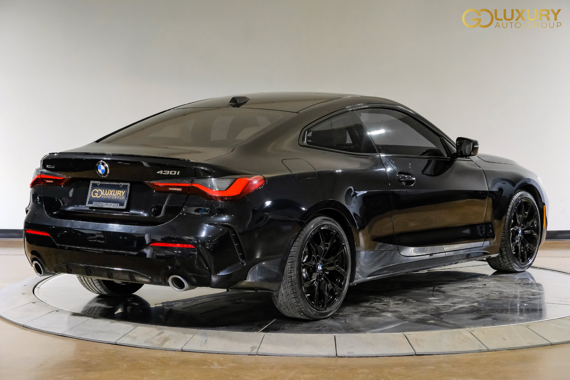 Used 2026 BMW 430i xDrive Coupe w/ M Sport Package AWD/4WD image 10