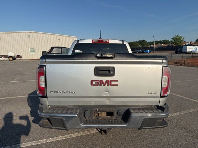 Used 2015 GMC Canyon SLE RWD image 4