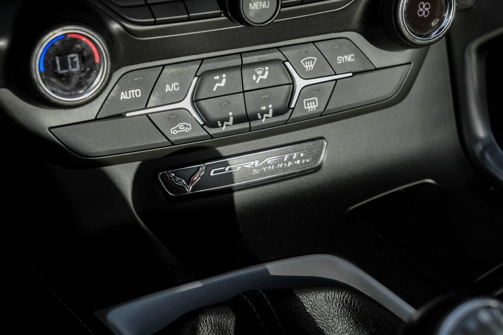 Used 2016 Chevrolet Corvette Stingray Coupe RWD image 27