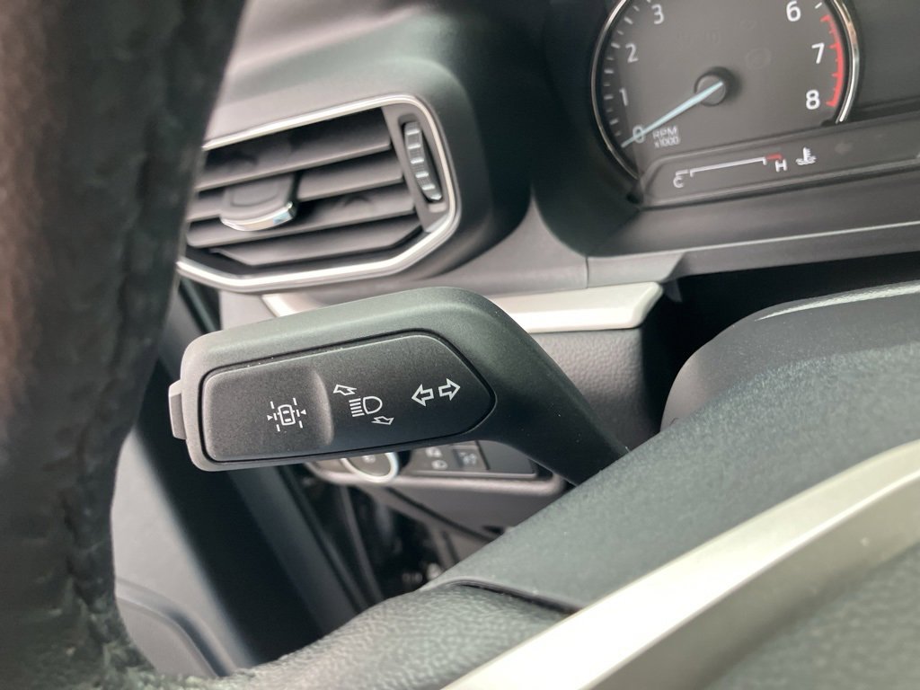 Used 2023 Ford Explorer XLT w/ Equipment Group 202A image 19