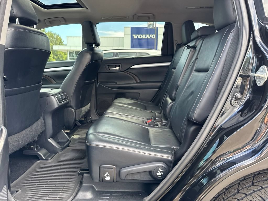 Used 2015 Toyota Highlander XLE AWD/4WD image 5
