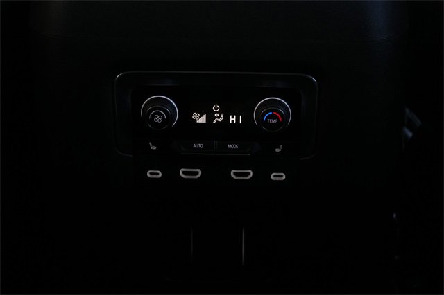 Used 2023 Chevrolet Tahoe Z71 w/ Luxury Package image 25