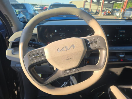 Used 2024 Kia EV9 Wind AWD/4WD image 9