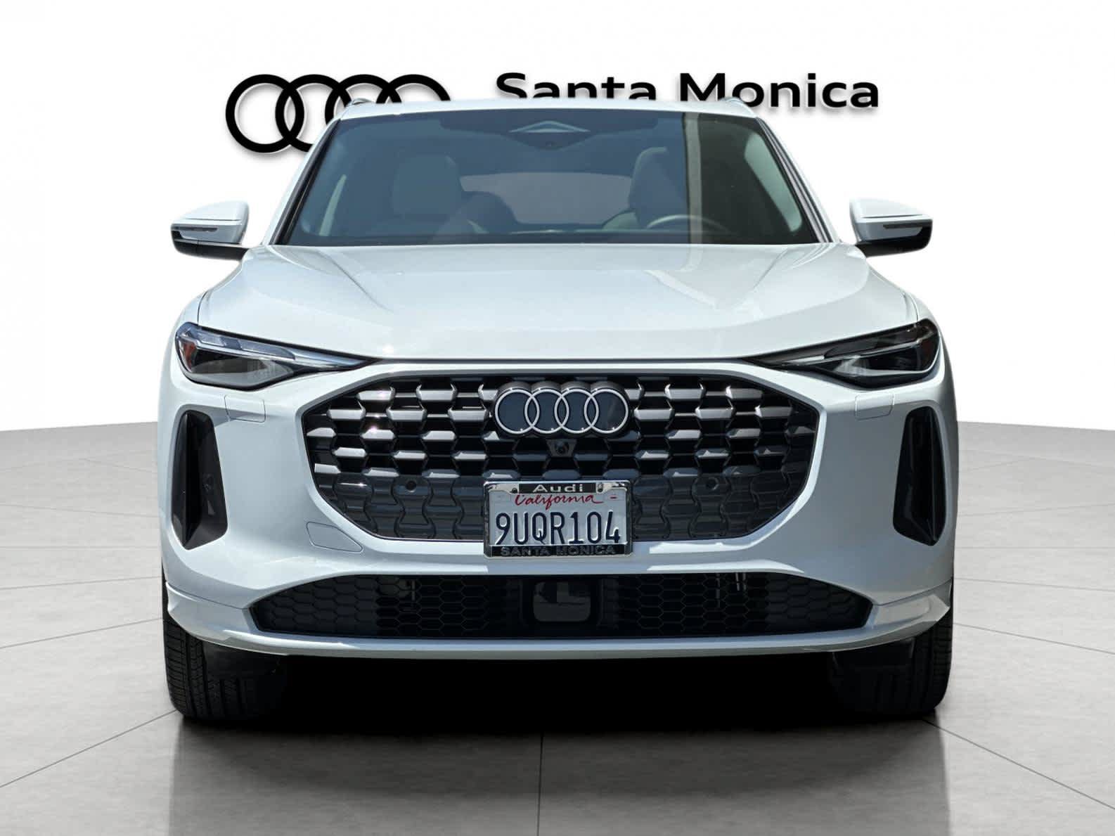 Used 2025 Audi Q5 Premium w/ Convenience Package AWD/4WD image 10