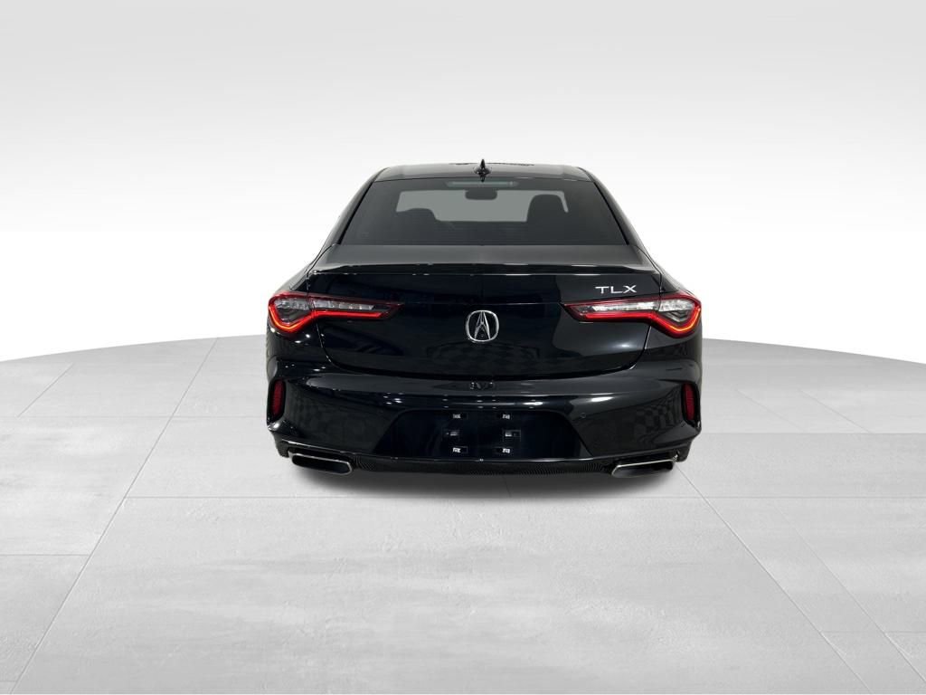 Used 2023 Acura TLX w/ Technology Package image 4