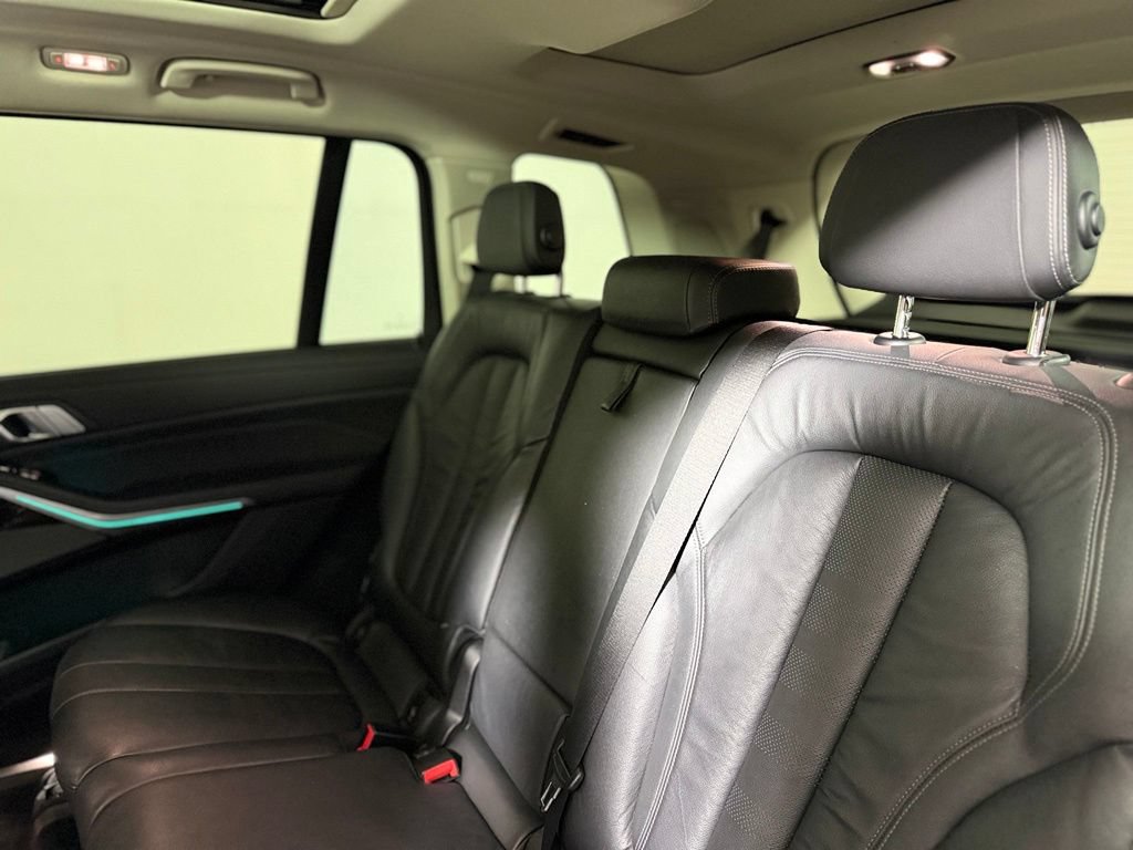 Used 2019 BMW X7 xDrive40i w/ Premium Package AWD/4WD image 25