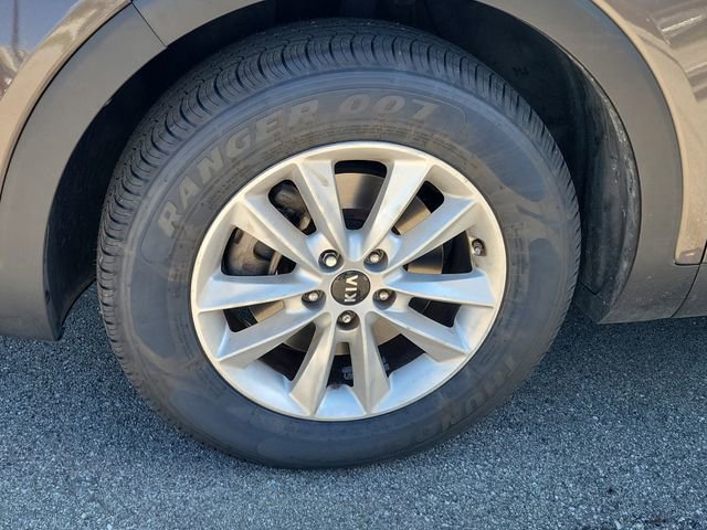 Used 2023 Kia Telluride S w/ S Sunroof Package AWD/4WD image 4