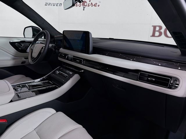 New 2026 Lincoln Aviator Black Label w/ Dynamic Handling Package image 33