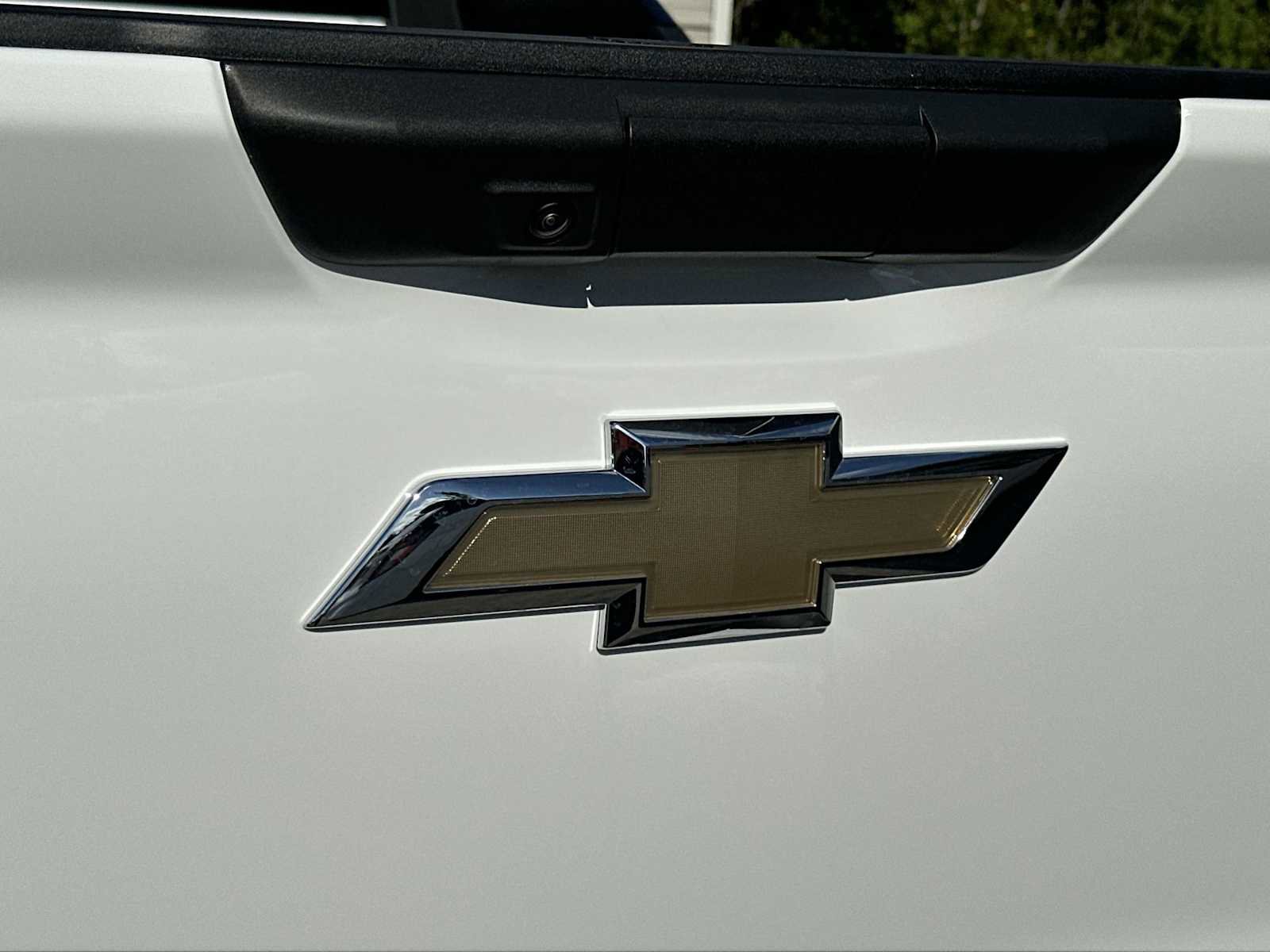 New 2026 Chevrolet Silverado EV LT image 10