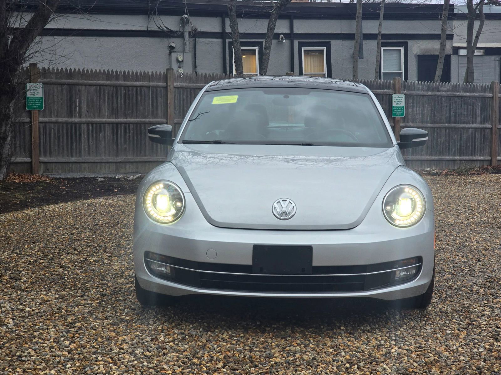 Used 2012 Volkswagen Beetle Turbo FWD image 2