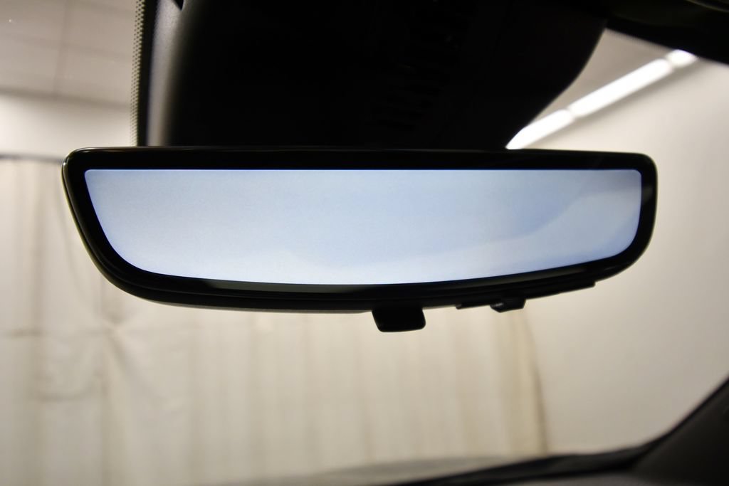 Used 2024 Chevrolet Traverse RS AWD/4WD image 27