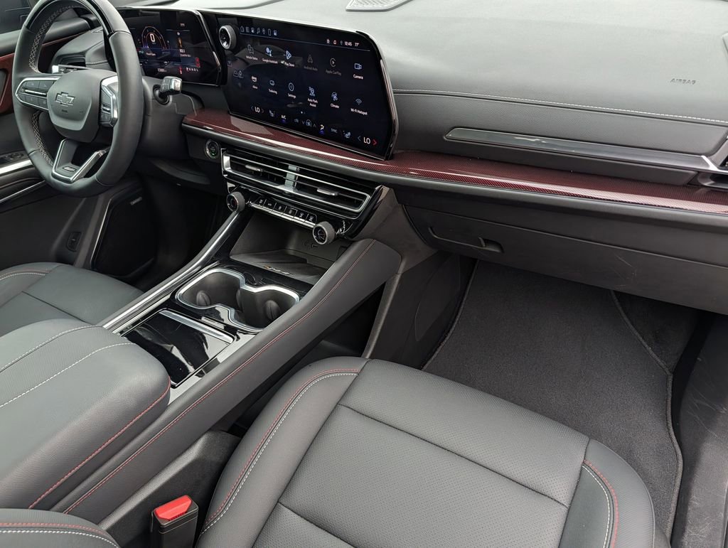 Used 2024 Chevrolet Traverse Z71 w/ Enhanced Driving Package image 33