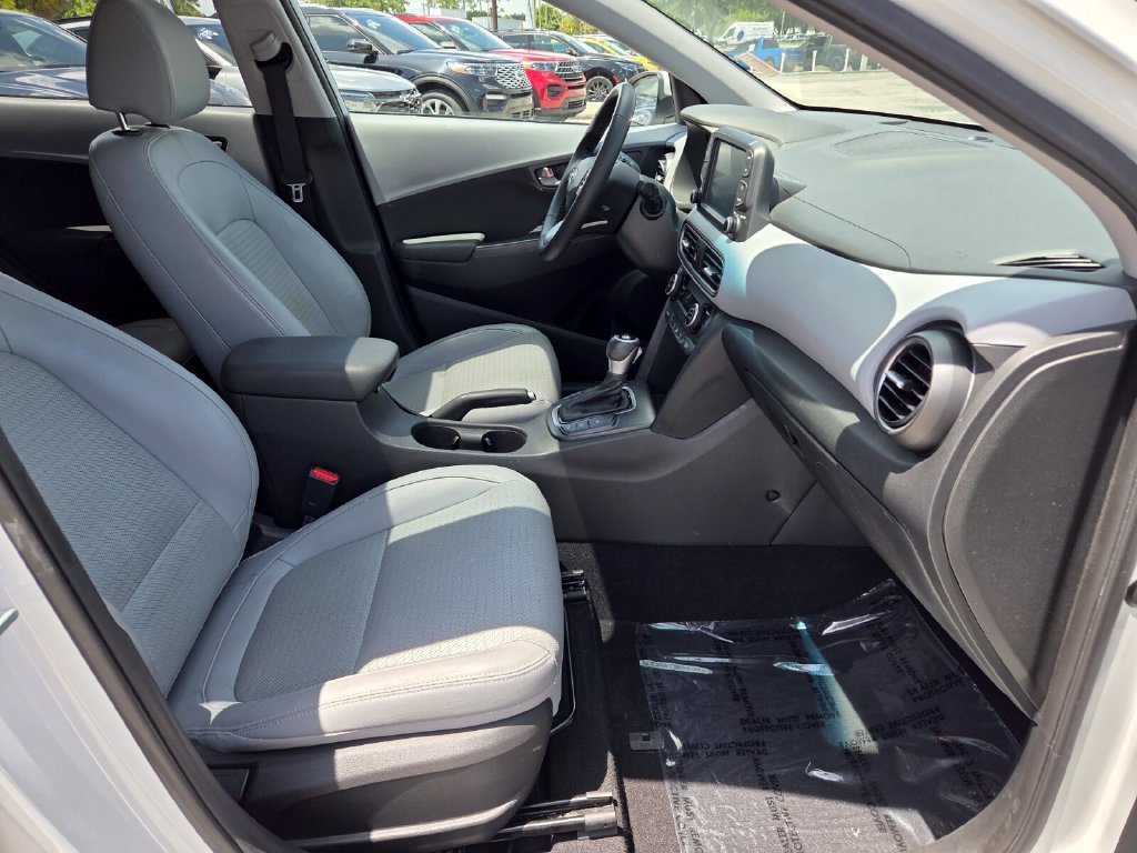 Used 2021 Hyundai Kona Ultimate FWD image 16